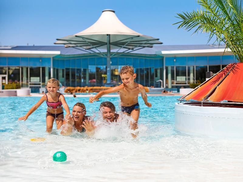 Therme Laa - Hotel & Silent Spa image