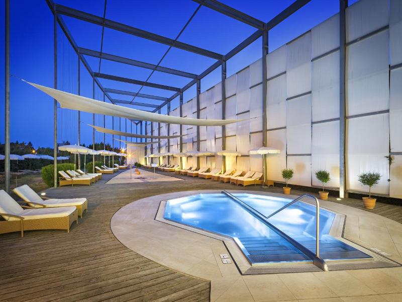 Therme Laa - Hotel & Silent Spa image