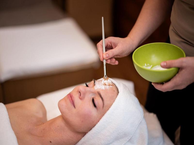 Therme Laa - Hotel & Silent Spa image