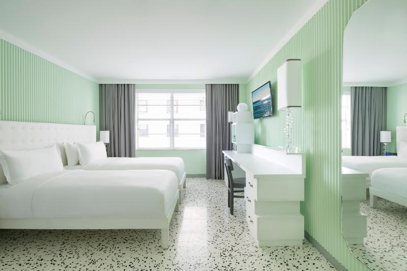 Bed room