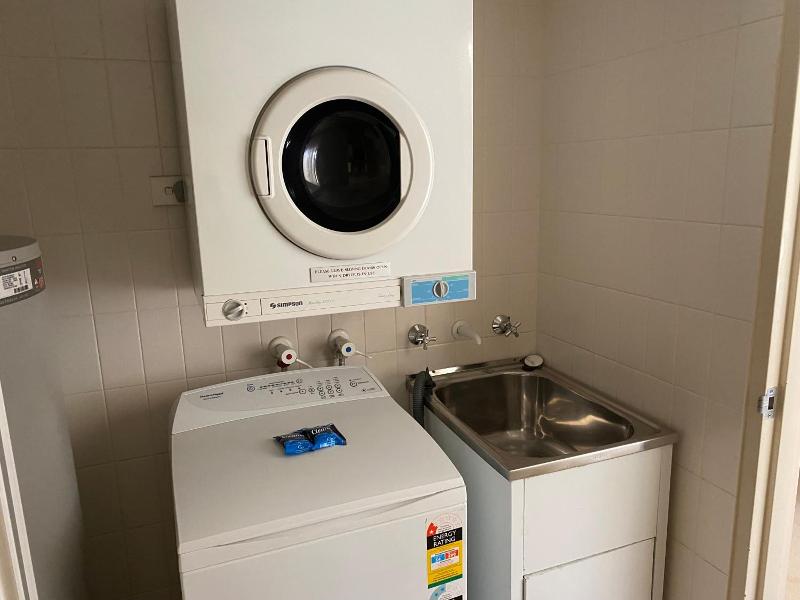 Wahroonga Waldorf Apartments Sydney image
