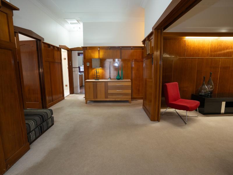 Sovereign Park Motor Inn image