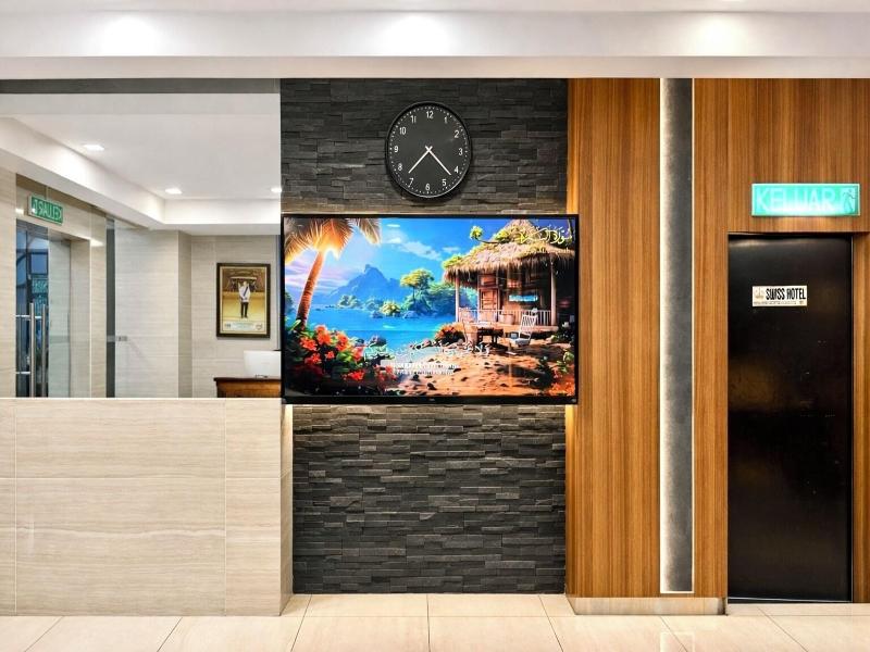 Swiss Hotel image