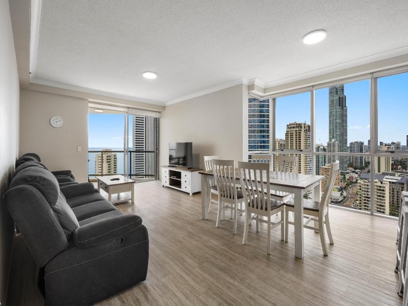 Chevron Renaissance Private Apartments image