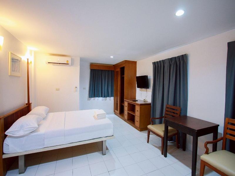 18 Coins Inn Pattaya image