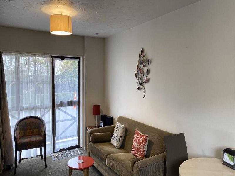 Southern Comfort Motel image
