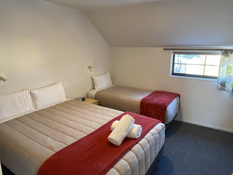 Southern Comfort Motel image