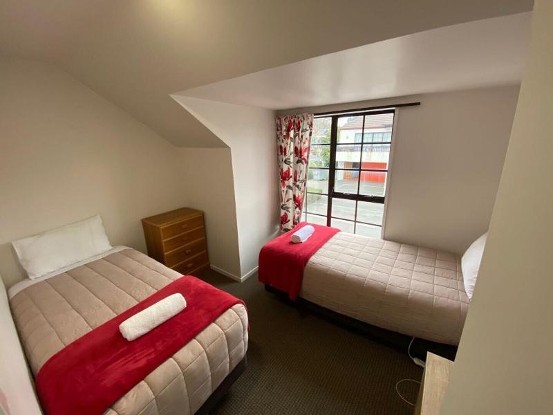 Southern Comfort Motel image