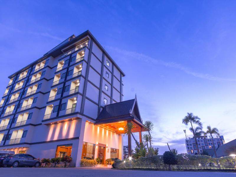Airport Resort And Spa image