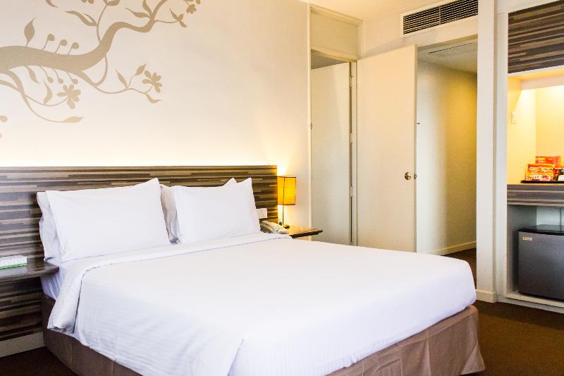 The 5 Elements Hotel image