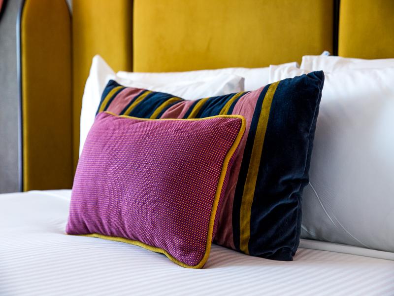 Ovolo Brisbane Fortitude Valley a Wyndham Hotel image