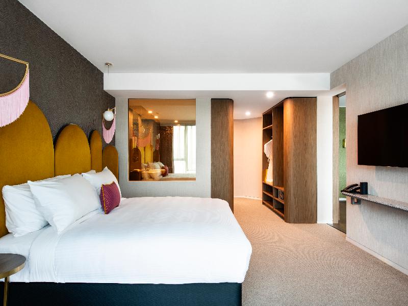 Ovolo Brisbane Fortitude Valley a Wyndham Hotel image