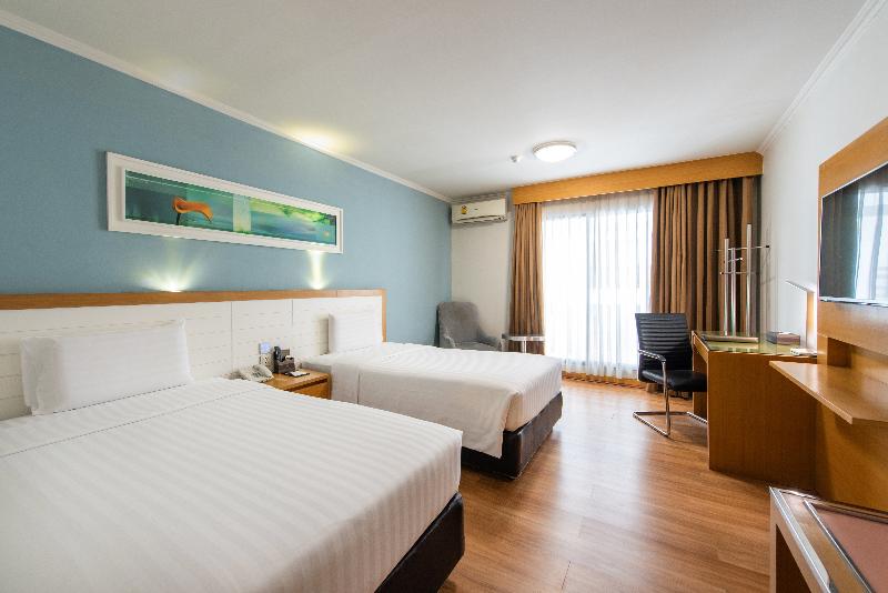 Maple Hotel image