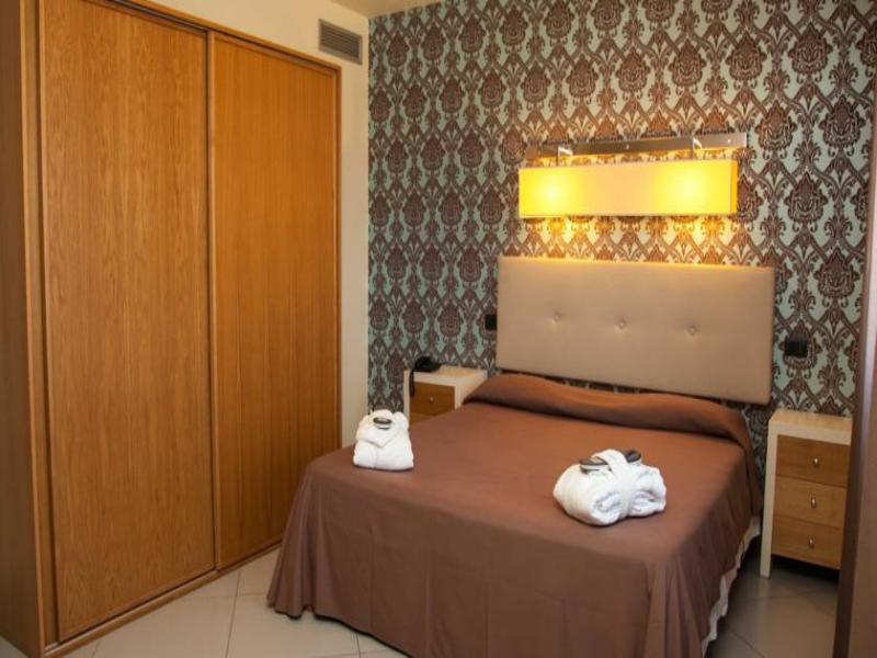 4 Spa Hotel image