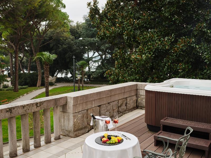 Amadria Park Hotel Sveti Jakov image