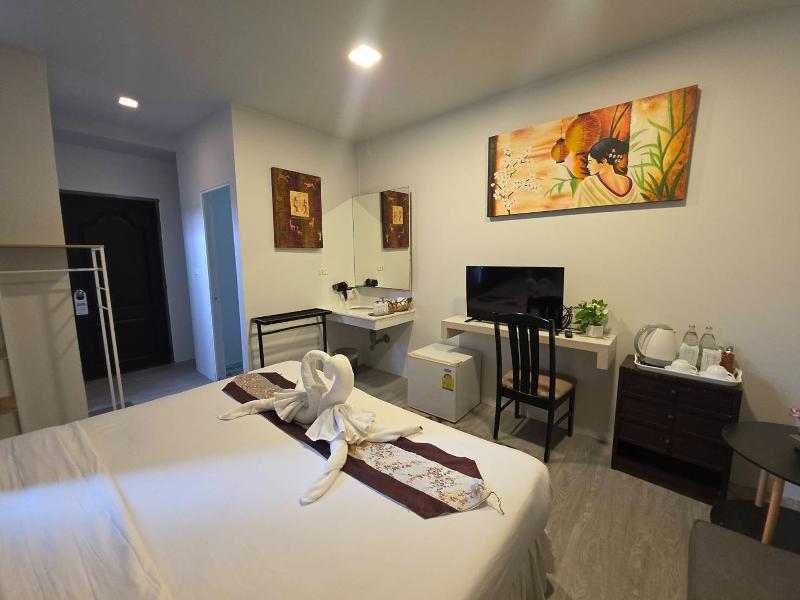The Nice Patong Hotel image