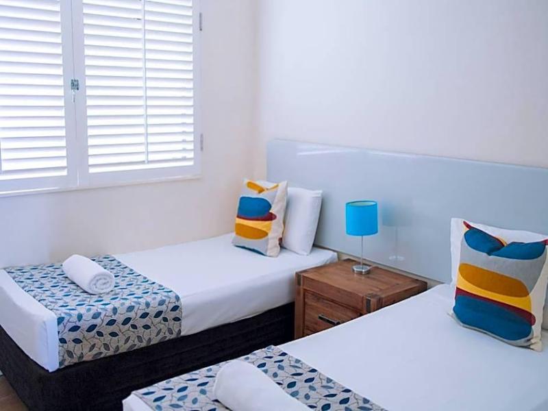 Surfers Horizons Absolute Beachfront Holiday Apart image