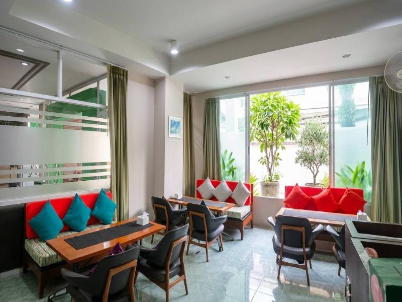 Baiyoke Ciao Hotel image