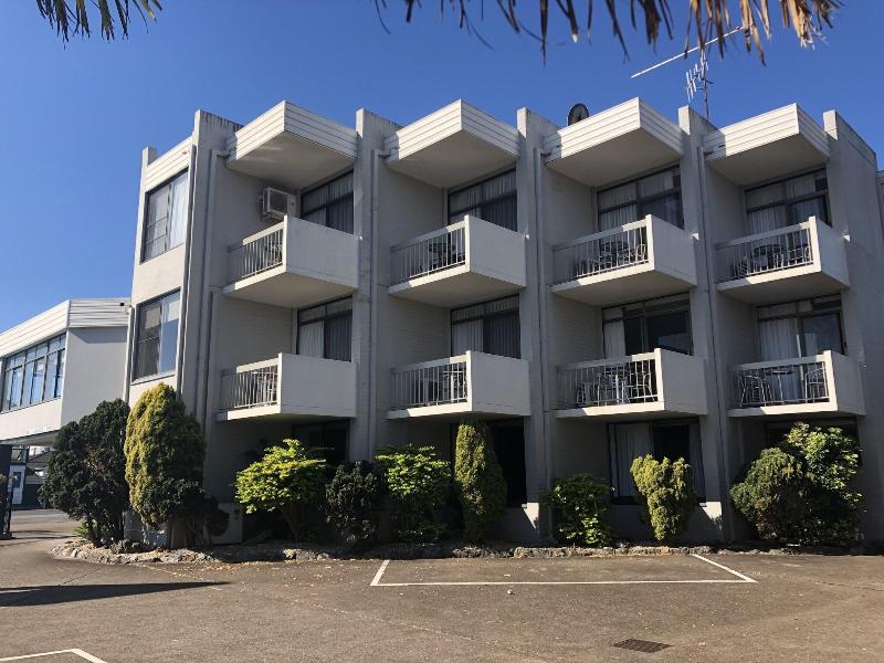 East Port Motor Inn
