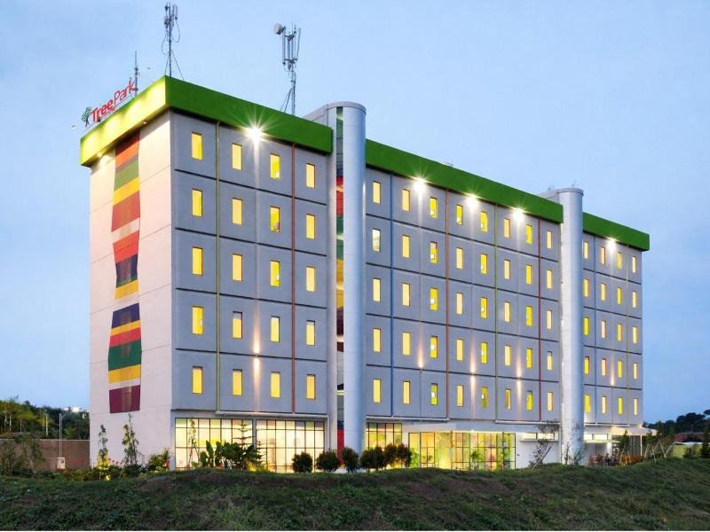 TreePark Hotel Jakarta Airport image