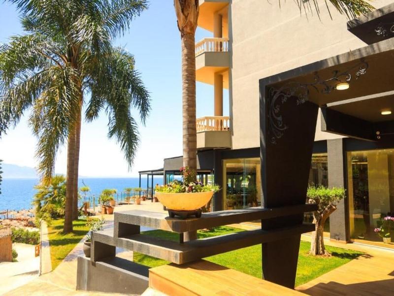 Apollon Hotel image
