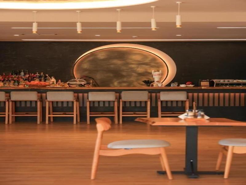 Apollon Hotel image