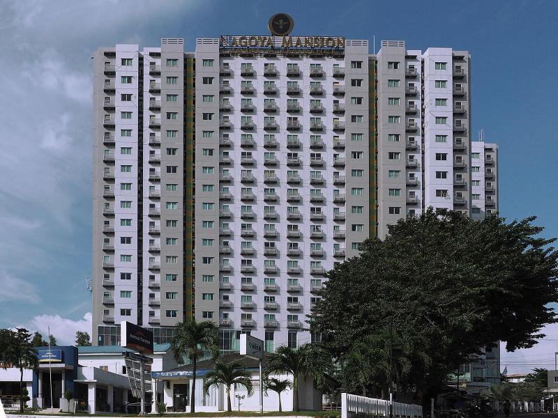 GiiA Hotel Nagoya Batam image