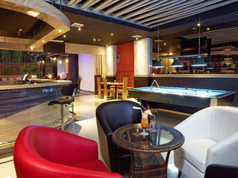 GiiA Hotel Nagoya Batam image