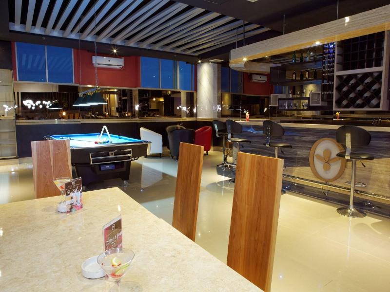 GiiA Hotel Nagoya Batam image