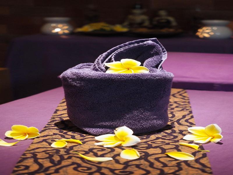 GiiA Hotel Nagoya Batam image
