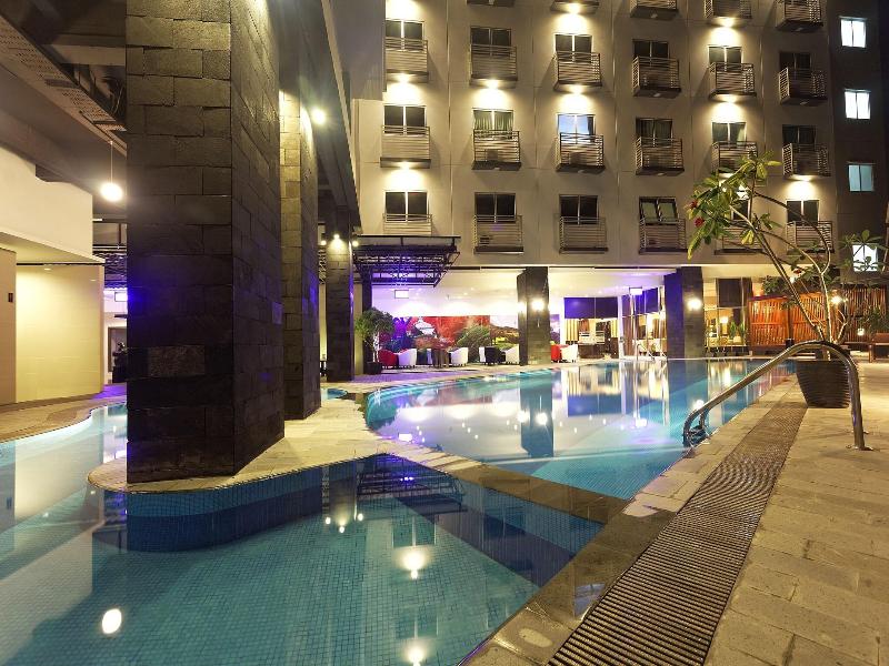GiiA Hotel Nagoya Batam image
