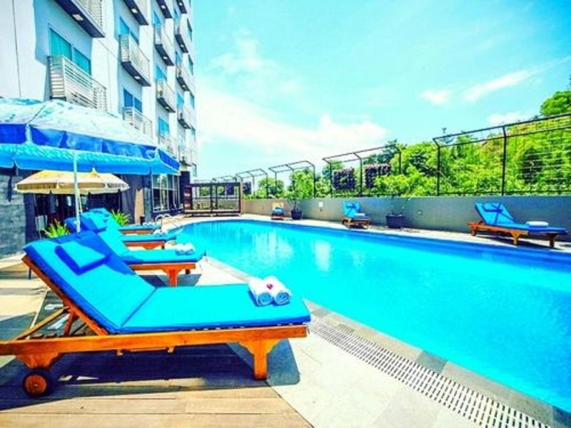 GiiA Hotel Nagoya Batam image