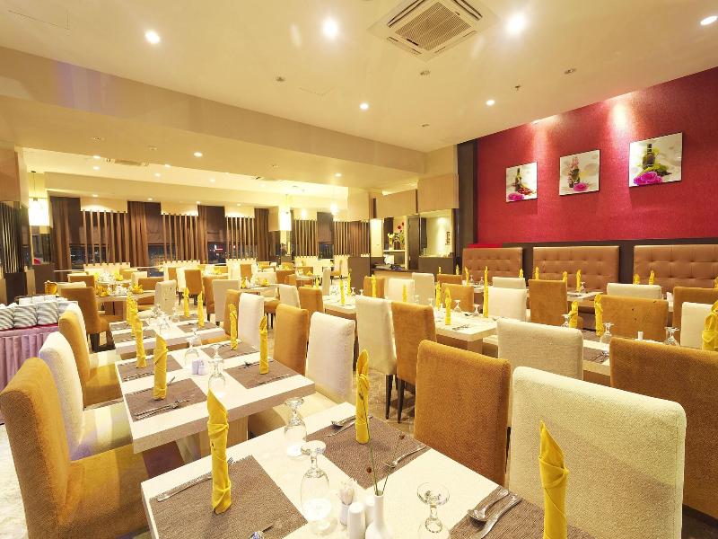 GiiA Hotel Nagoya Batam image