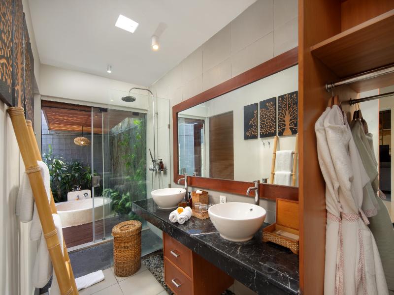Seminyak Sanctuary Beach Villa Ini Vie Hospitality image