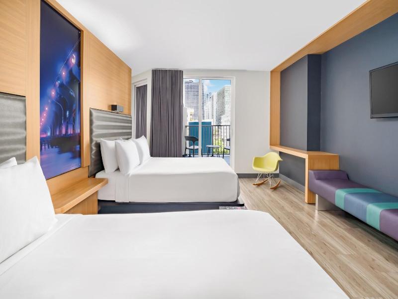 Aloft Miami Brickell image