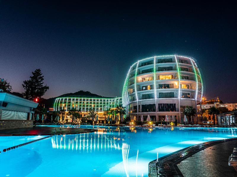 Green Nature Diamond Hotel image