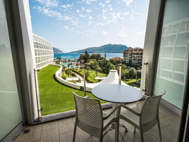 Green Nature Diamond Hotel image