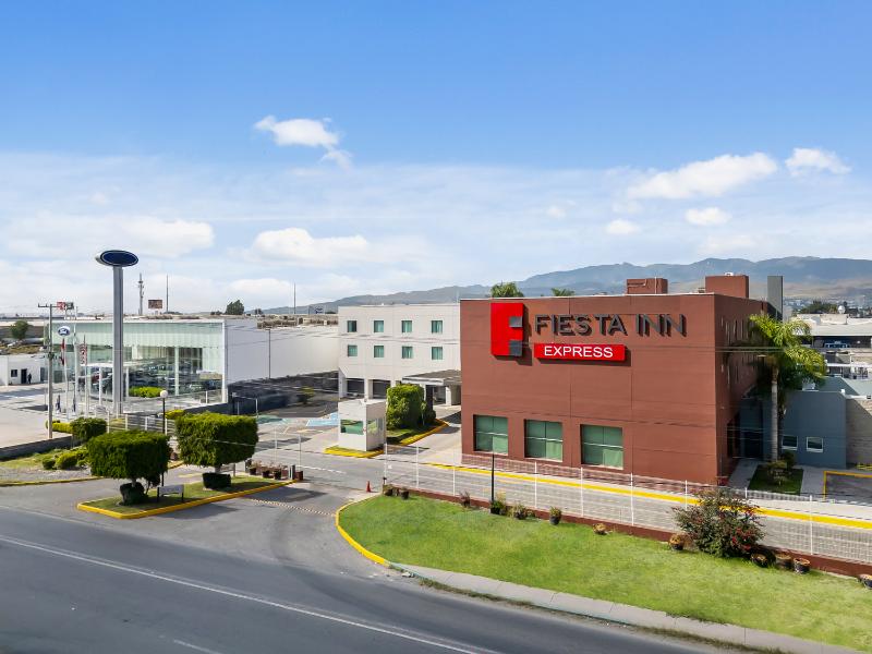Fiesta Inn Express San Luis Potosí Oriente