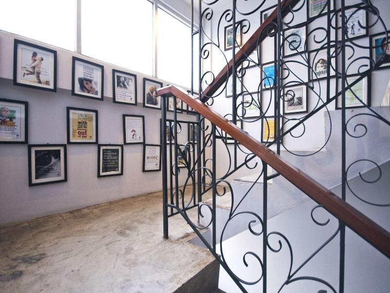 Quip Bed  Breakfast image