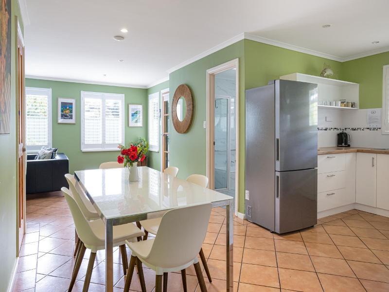 Albany Harbourside Apartments And Houses image