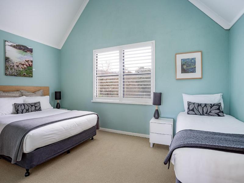 Albany Harbourside Apartments And Houses image