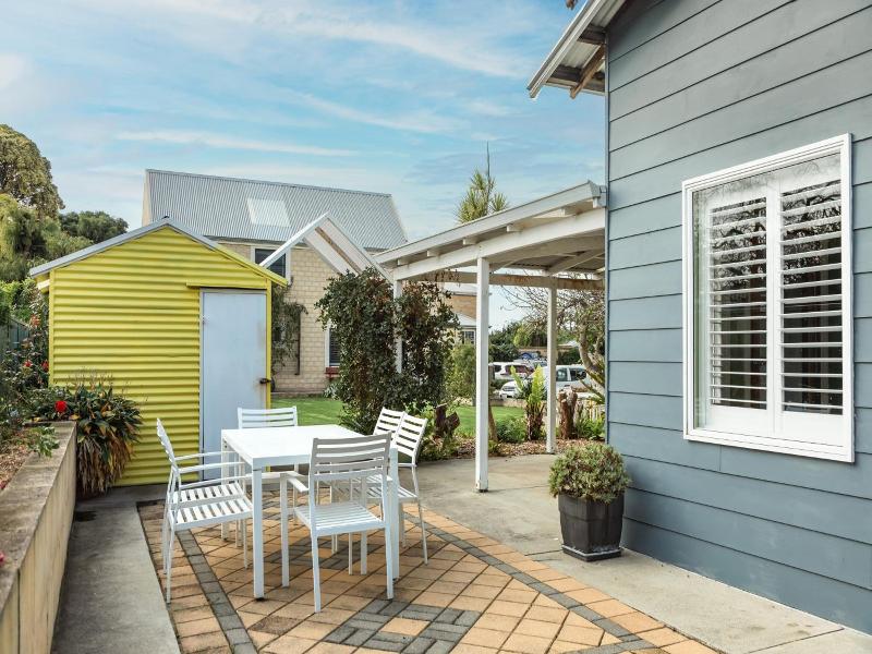Albany Harbourside Apartments And Houses image