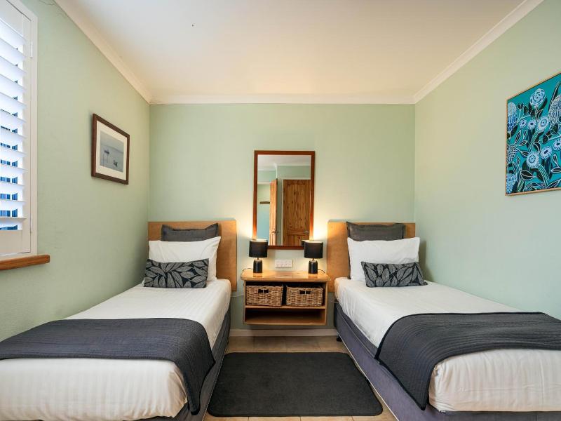 Albany Harbourside Apartments And Houses image