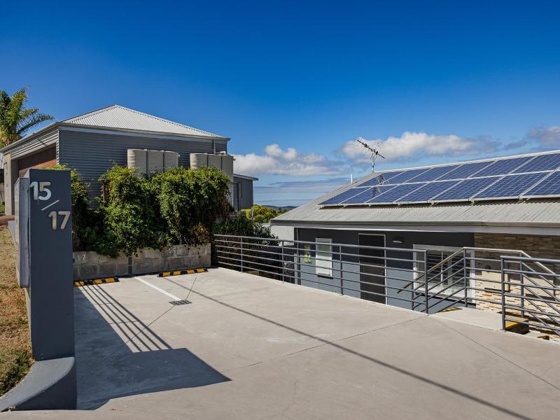 Albany Harbourside Apartments And Houses image
