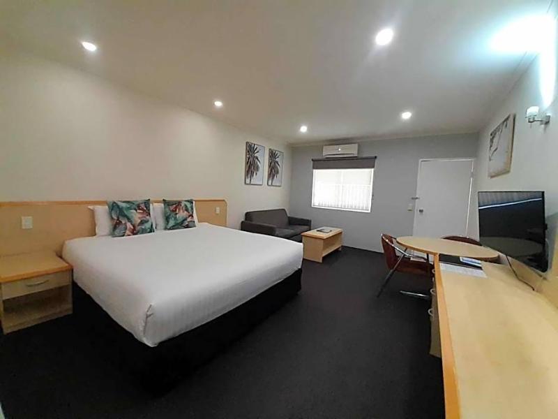 Red Bridge Motor Inn image