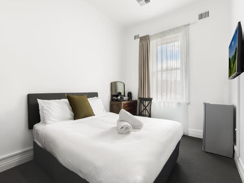 The Grand View Hotel image
