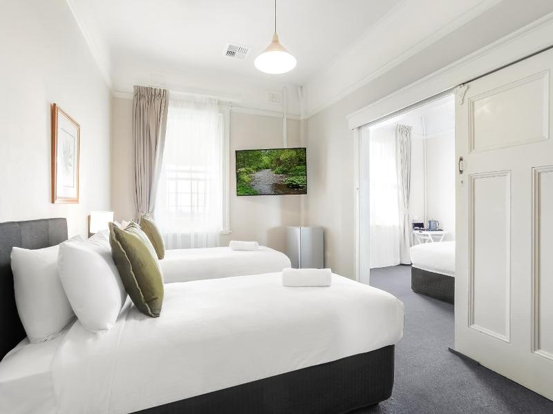 The Grand View Hotel image