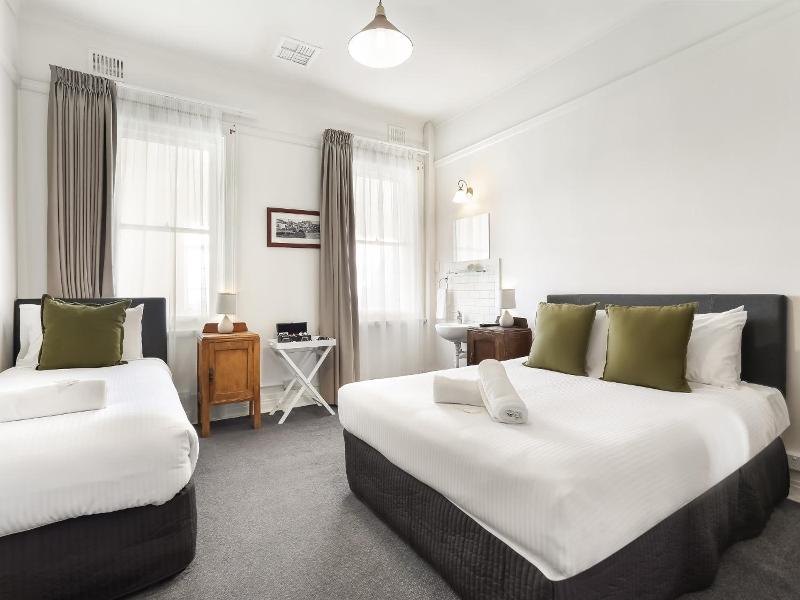 The Grand View Hotel image