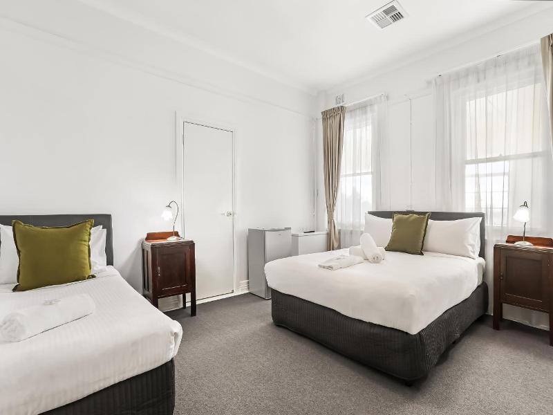 The Grand View Hotel image