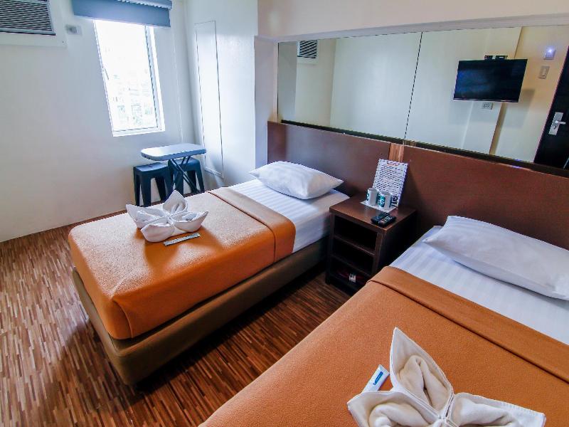 DG Budget Hotel Salem image